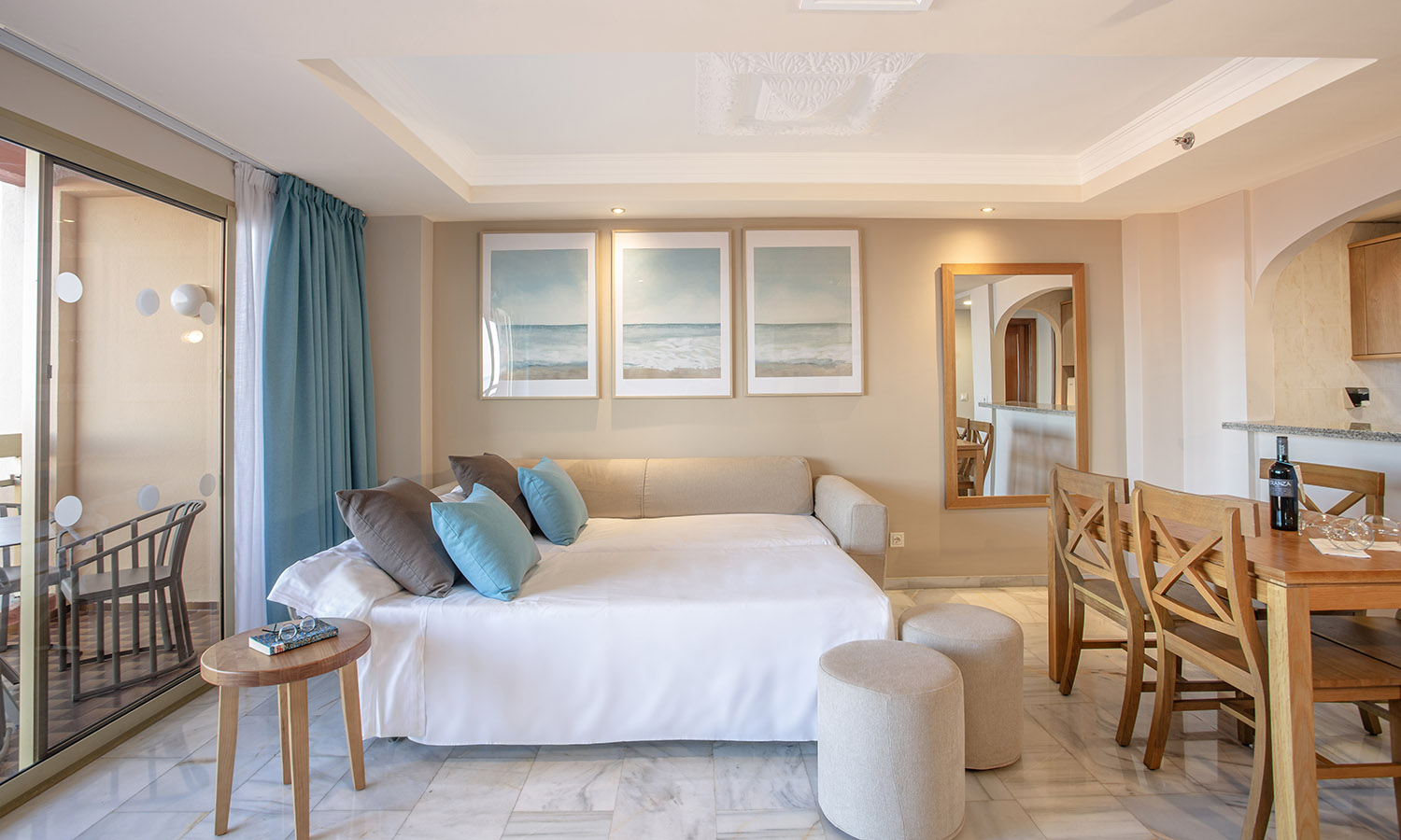 Apartamento de 1 Dormitorio Grande con sofá cama